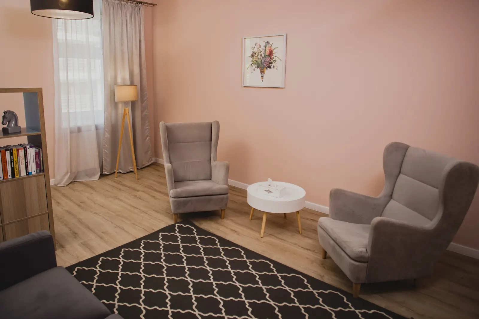 Różowy gabinet psychoterapii w Centrum Consilia we Wrocławiu